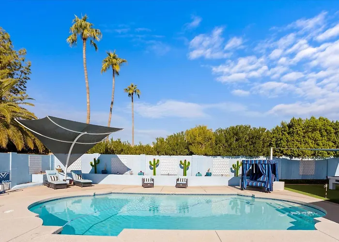 Private Heated Pool Putt Putt Ping Pong Foosball
