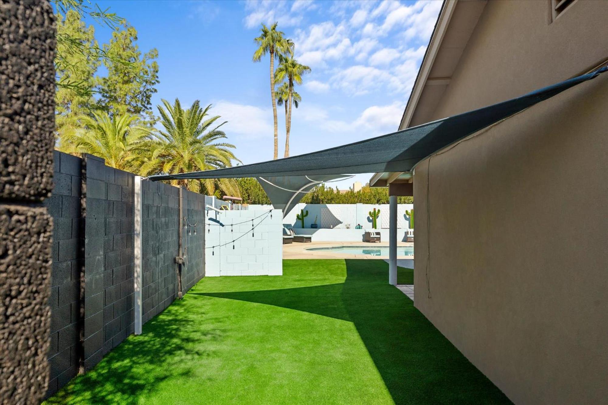 Private Heated Pool Putt Putt Ping Pong Foosball Phoenix